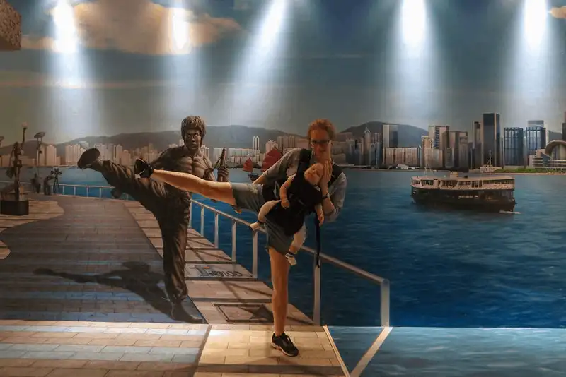 wanderlust tips chuyen du lich chau cua cap sinh doi 4 thang tuoi 21