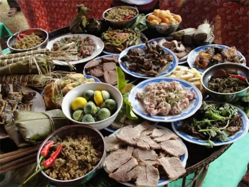 wanderlust tips dac sac huong vi mon nuong trong am thuc thai dien bien 6