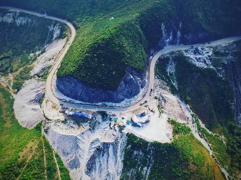 Đèo Đá Trắng – Vẻ đẹp ngỡ trời Âu ở Hòa Bình 6 wanderlust tips deo da trang ve dep ngo troi au o hoa binh 5