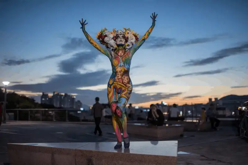 Du khách đổ về Hàn Quốc tham dự Lễ hội bodypainting quốc tế 5 wanderlust tips du khach ve han quoc tham du le hoi ve tranh tren co 1