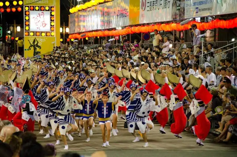 Hơn 1 triệu người đổ về Nhật Bản tham dự Lễ hội nhảy múa Awa Odori 6 wanderlust tips hon 1 trieu nguoi ve nhat ban tham du le hoi nhay mua 4