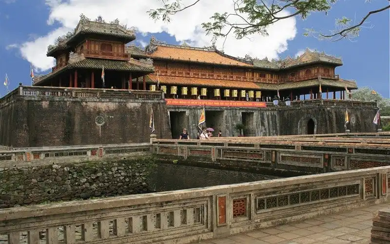 wanderlust tips hue giam 50 gia ve tham quan di tich cho nguoi dan dia phuong 1