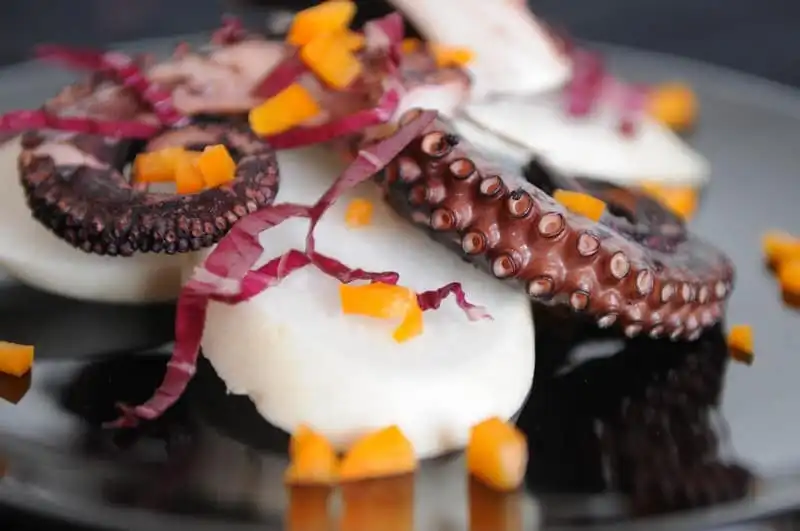 wanderlust tips khach san melia hanoi gioi thieu dau so nhanh moi va uu dai thang 9 2