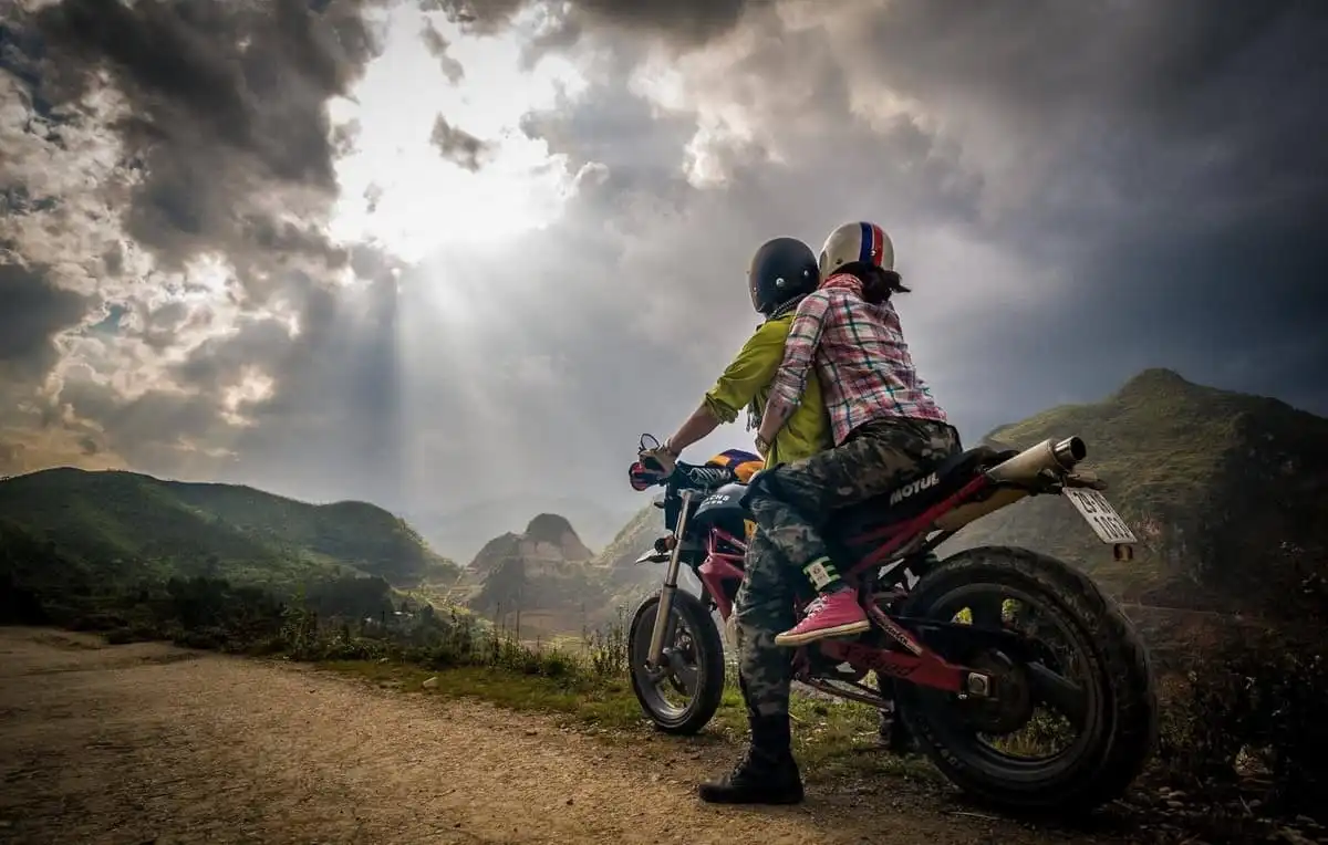 wanderlust tips ky nang phuot toan bang xe may 1