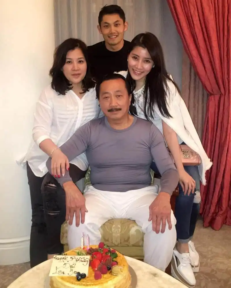 wanderlust tips nu ty phu 28 tuoi va nhung chuyen du lich trong mo 1