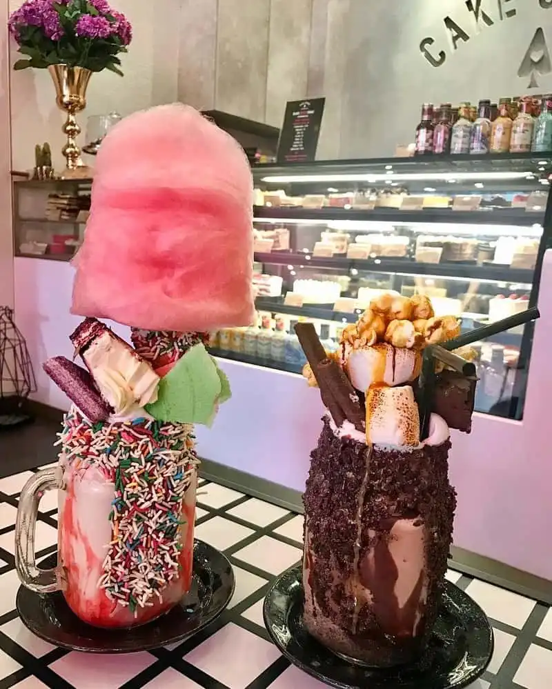 wanderlust tips nu ty phu 28 tuoi va nhung chuyen du lich trong mo 5