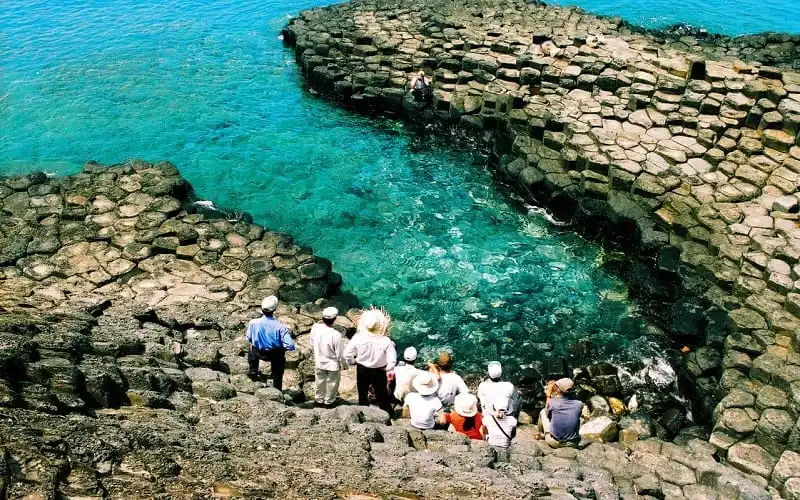 wanderlust tips quy dinh muc thu phi tham quan ganh da dia phu yen