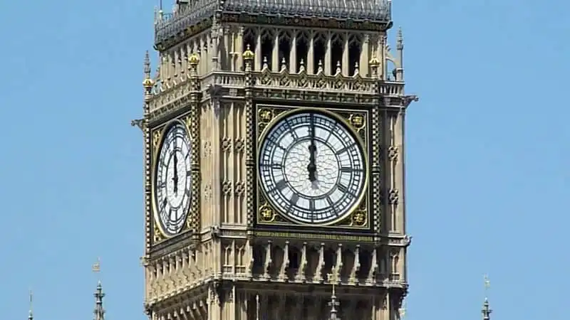 Tháp đồng hồ Big Ben sẽ ngưng hoạt động trong 4 năm tới 6 wanderlust tips thap dong ho big ben se ngung hoat dong trong 4 nam toi 3