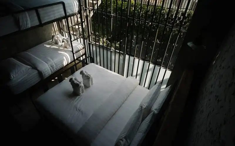 wanderlust tips Sook Station khach san nha tu o bangkok 9