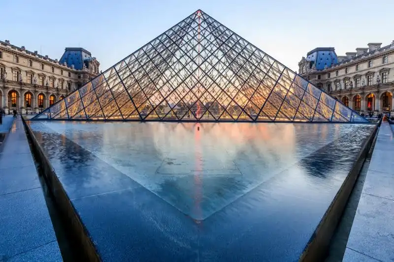 wanderlust tips top 10 bao tang co nhieu khach tham quan nhat the gioi2