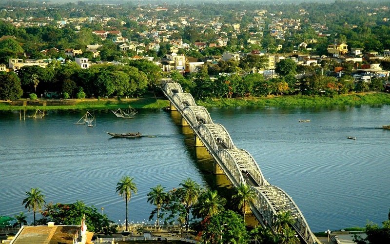 Khôi phục ban công ngắm cảnh trên cầu Trường Tiền, Huế