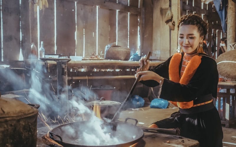 wanderlust tips vung dat cao bang hien len tuyet dep trong mv moi cua bich phuong 00