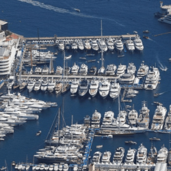 Hàng trăm siêu du thuyền đổ về tụ hội tại Monaco