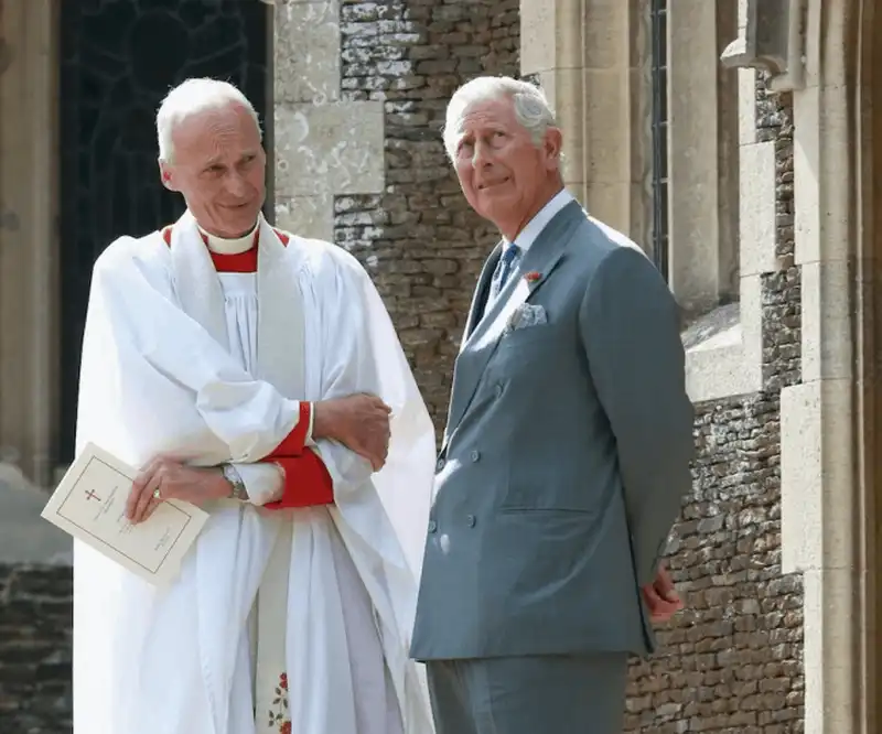 wanderlust tips 9 nguyen tac khac nghiet cua hoang gia anh co ban khong biet 7