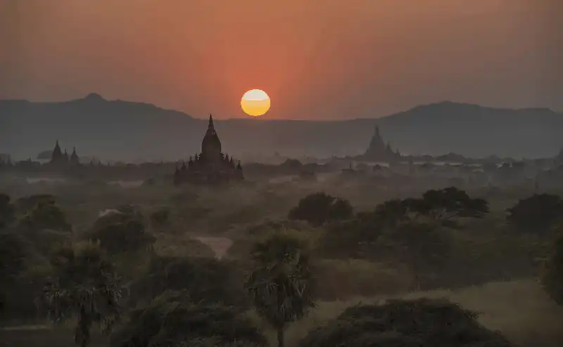wanderlust tips dam say ve dep yen binh cua bagan 10
