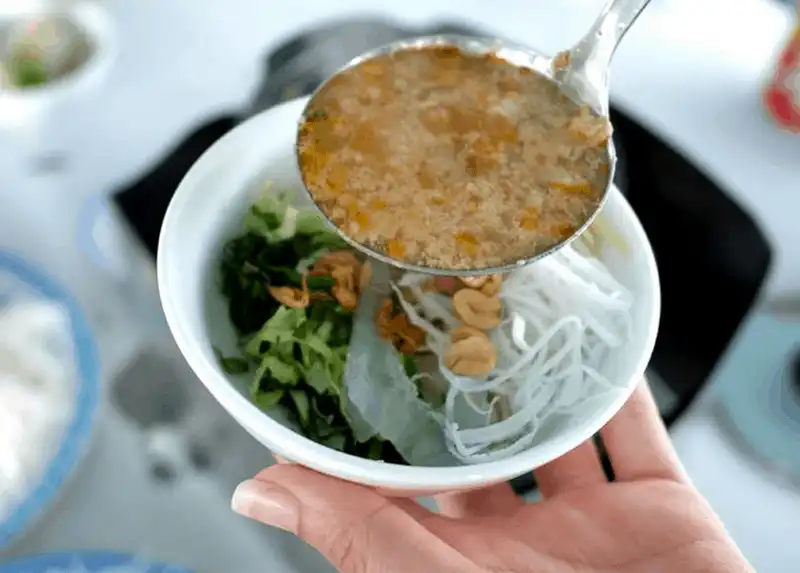 Đến Quy Nhơn, ăn sứa nước lèo ngon "quên lối về" 8 wanderlust tips den quy nhon sua nuoc leo ngon quen loi ve 5