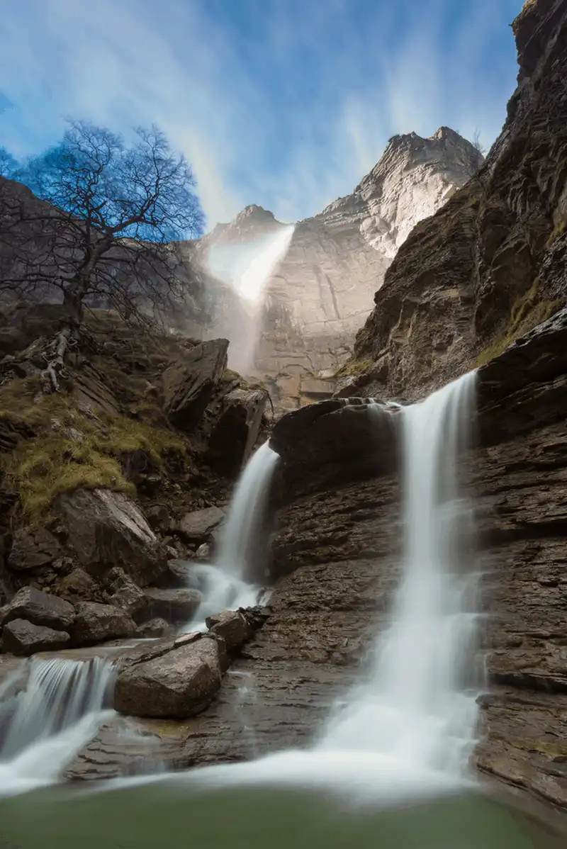 wanderlust tips nhung dia danh co ten khien du khach nhin da thay choang 4