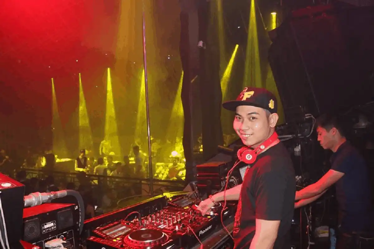 wanderlustly 8 diem du lich Binh Dinh khong the bo qua vao buoi toi9