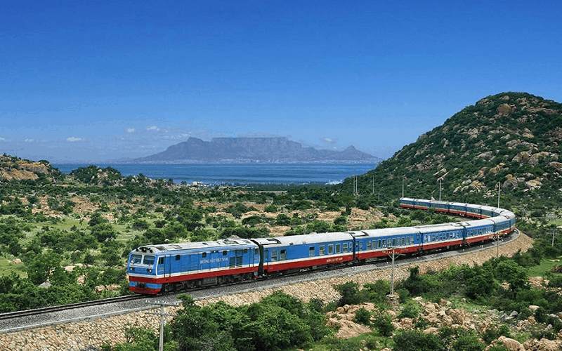 Đường sắt Việt Nam bán 10.000 vé tàu với giá từ 10.000VND