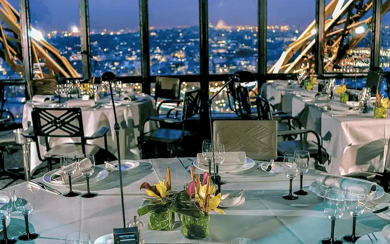 wanderlust tips 8 dieu du khach khong nen lam khi den phap 5