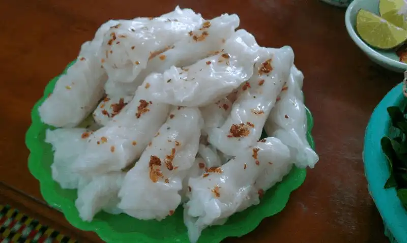 wanderlust tips 8 mon dac san noi danh bon phuong cua xu nghe 4