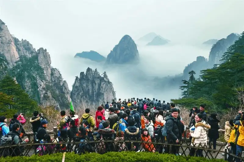 "Biển người" Trung Quốc tại các điểm du lịch trong kì nghỉ Quốc Khánh 5 wanderlust tips bien nguoi trung quoc tai cac diem du lich trong ki nghi quoc khanh 1