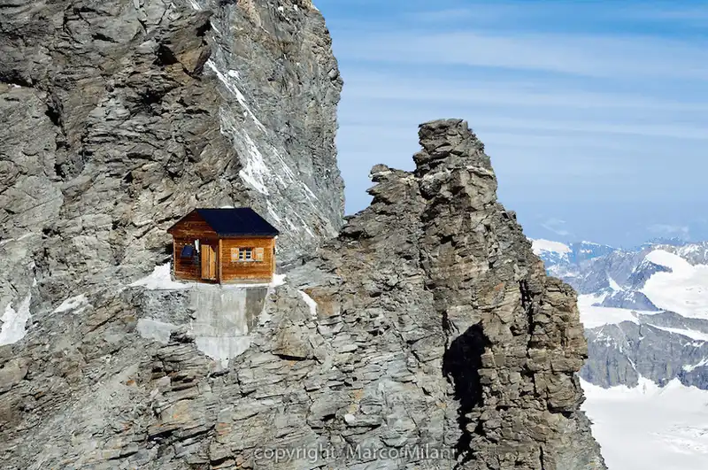 wanderlust tips choang vang voi 8 dia diem nguy hiem ma van co nguoi sinh song 7