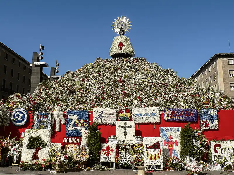 Điểm danh 9 lễ hội tháng 10 đặc sắc trên khắp thế giới 9 wanderlust tips diem danh 9 le hoi lon thang 10 tren khap the gioi i5