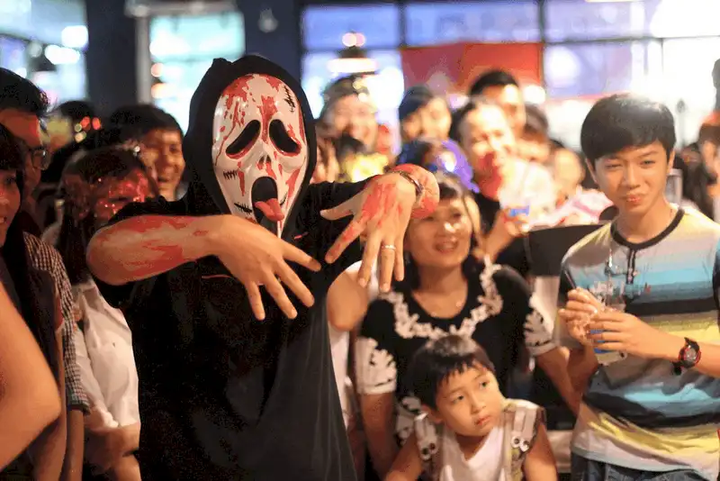 Gợi ý 7 địa điểm vui chơi Halloween thả ga tại TP HCM 6 wanderlust tips goi y 7 dia diem vui choi halloween tha ga tai tp hcm 2