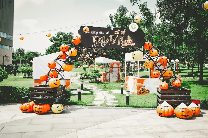 Gợi ý 7 địa điểm vui chơi Halloween thả ga tại TP HCM 9 wanderlust tips goi y 7 dia diem vui choi halloween tha ga tai tp hcm 6