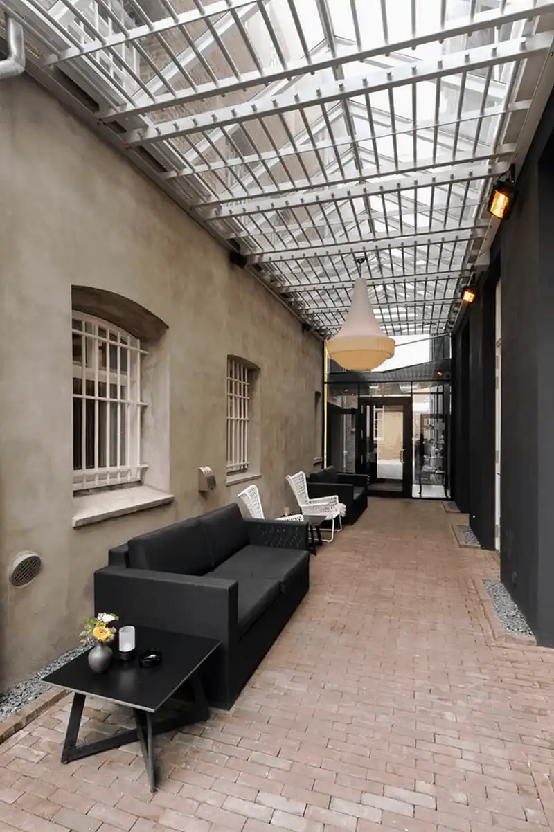 wanderlust tips ha lan ho bien nha tu thanh khach san sang chanh vi thieu pham nhan 3