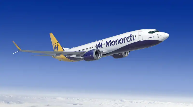 wanderlust tips hon 110000 hanh khach bi mac ket vi monarch airlines tuyen bo pha san 1