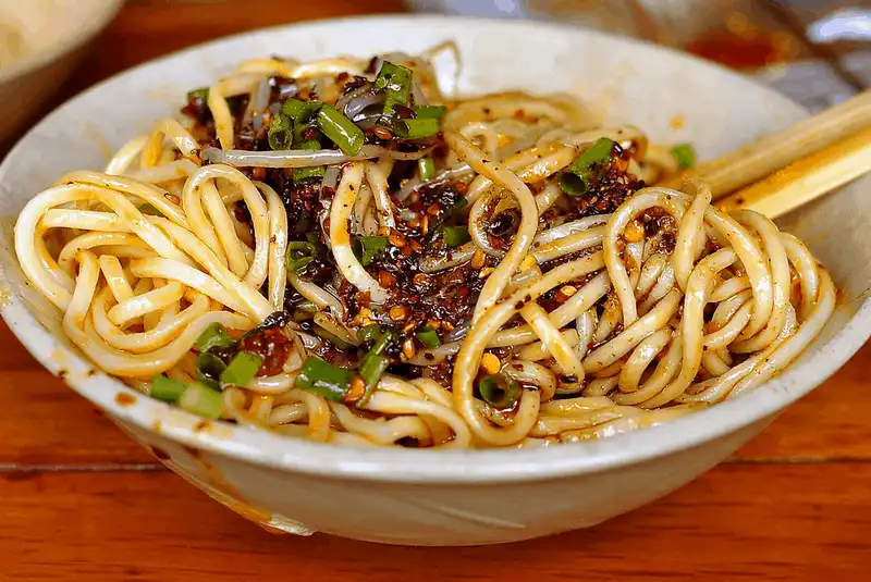 wanderlust tips kham pha 5 mon cay xe luoi cua thuc tu xuyen trung quoc 5