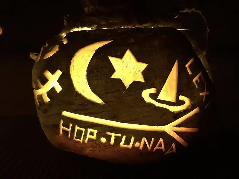 Rùng rợn những lễ hội người chết trên khắp thế giới 8 wanderlust tips rung ron nhung le hoi nguoi chet tren khap the gioi 4