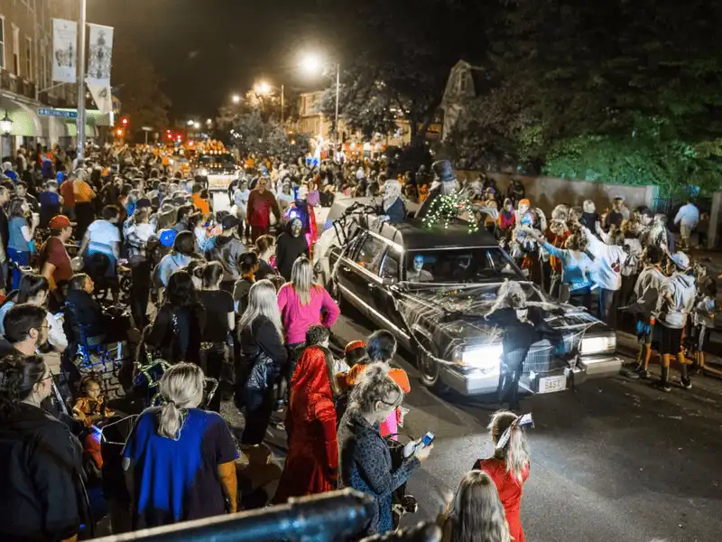 Rùng rợn những lễ hội người chết trên khắp thế giới 12 wanderlust tips rung ron nhung le hoi nguoi chet tren khap the gioi 8