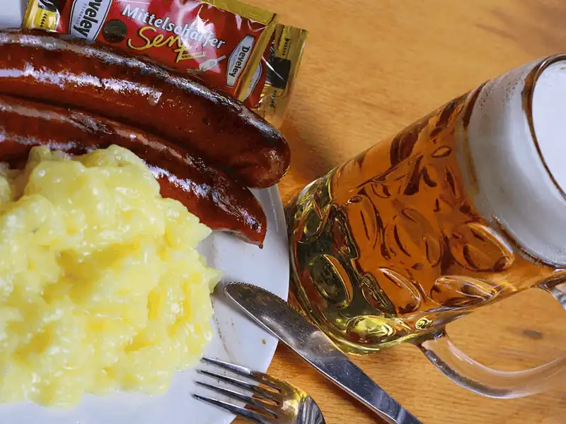 wanderlust tips su khac biet thu vi giua bua trua cua cac nuoc tren the gioi 3