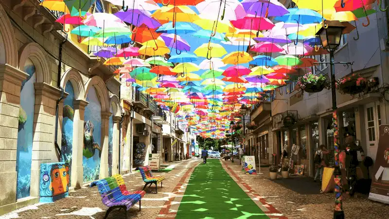 wanderlust tips ve dep dam cua 25 vung dat ruc ro sac mau tren gioi 2