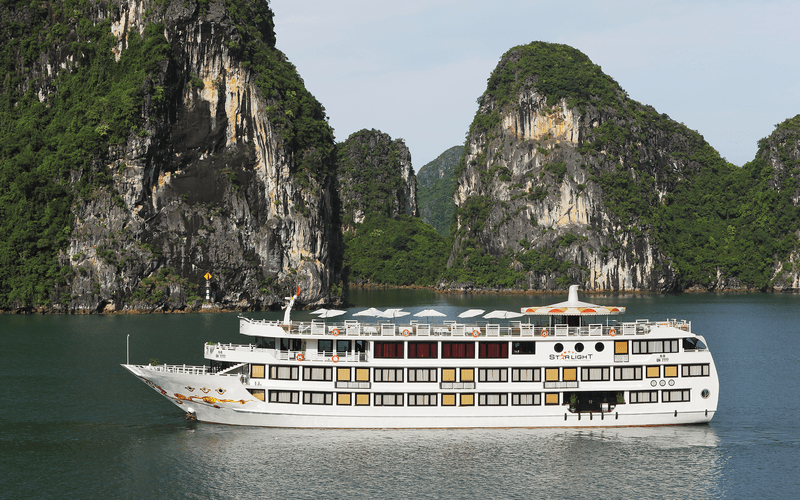 Du thuyền cao cấp - thưởng ngoạn Hạ Long trên những khách sạn nổi 5 wanderlust tips du thuyen cao cap thuong ngoan ha long tren nhung khach san noi1