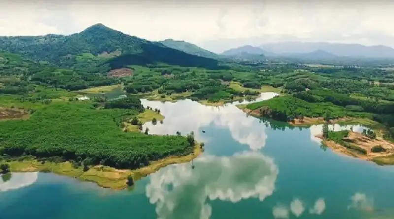 Về Quảng Nam nhớ ghé quê hương của tác giả "hoa vàng cỏ xanh" 9 hoa vang co xanh o thang binh vung dat moi tinh tren ban do du lich