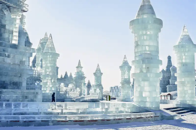 wanderlust tips 12 le hoi tuyet voi tren gioi ban nen tham gia mot lan trong doi 12