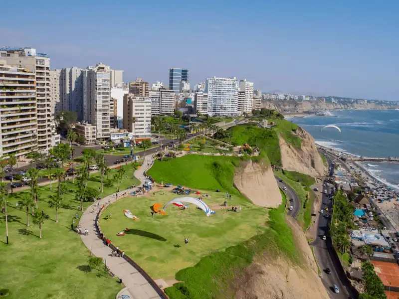 wanderlust tips 20 diem den tuyet nhat cho ki nghi dong 2017 4