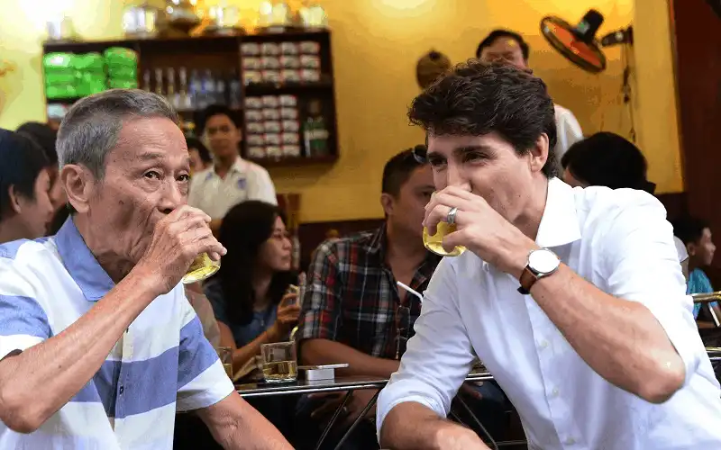 7 món ẩm thực đường phố Việt Nam được các nguyên thủ yêu thích 9 wanderlust tips 7 mon thuc duong pho viet nam duoc cac nguyen thu yeu thich 5