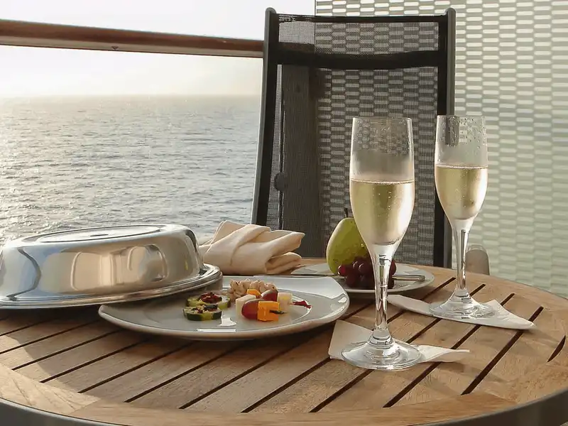 wanderlust tips 8 sai lam du khach thuong mac phai khi du lich tren du thuyen 4