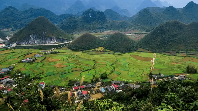 wanderlust tips bao anh gioi thieu tour xe may kham pha viet nam 3