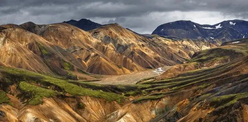 wanderlust tips du lich den 10 quoc gia hanh phuc nhat gioi 3