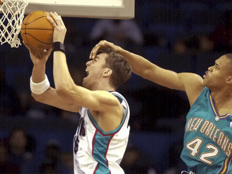 wanderlust tips ghe tham kim tu thap tai my 5