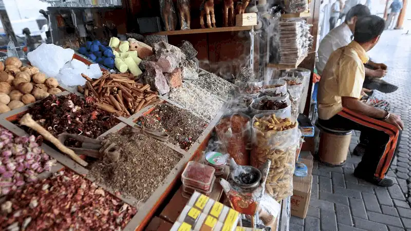 wanderlust tips kham pha spice souk cho gia vi noi tieng o dubai 10