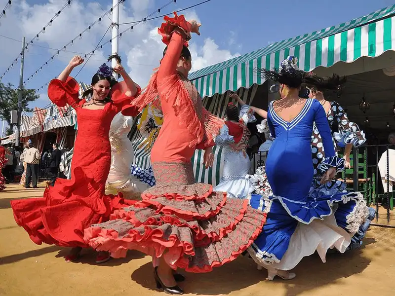 wanderlust tips ly do seville tay ban nha la diem den ly tuong nhat the gioi nam 201818