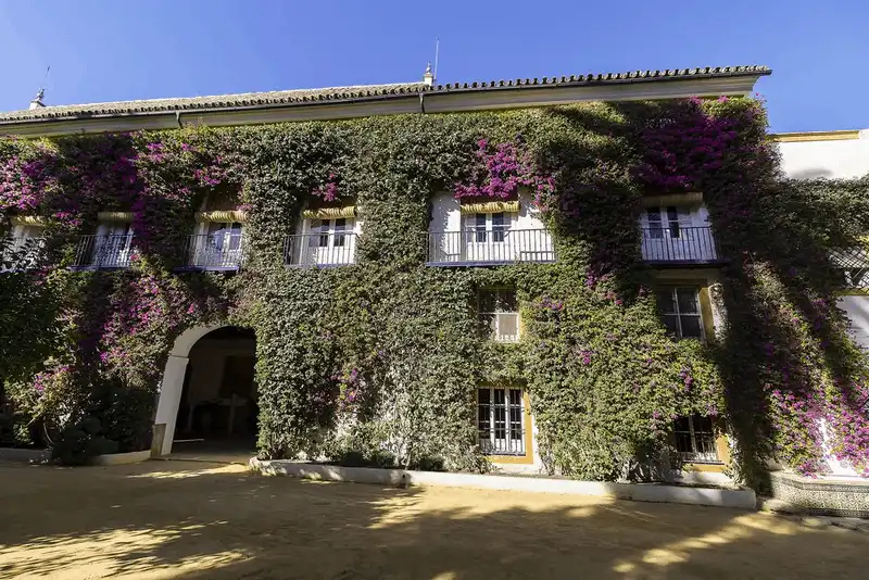 wanderlust tips ly do seville tay ban nha la diem den ly tuong nhat the gioi nam 20189