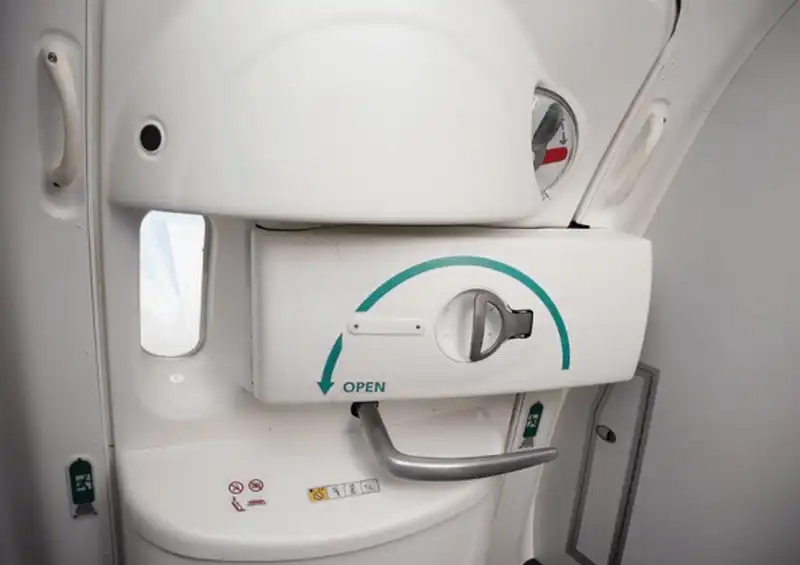 wanderlust tips nhan vien hang khong tiet lo 13 su hanh khach chua bao gio biet 2